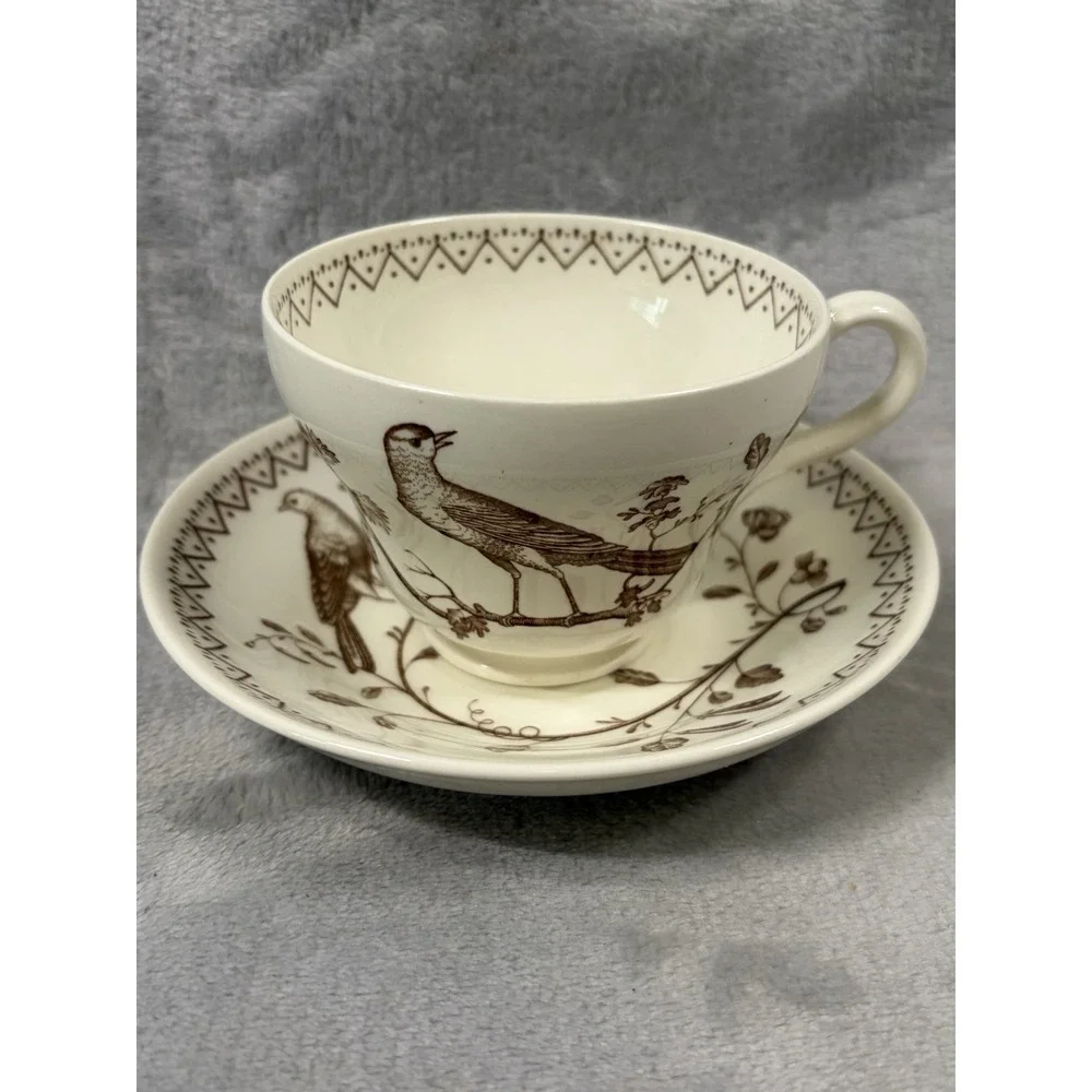 Wedgwood‎ Williamsburg Aviary Teacup Saucer Set Ivory Brown Birds England
